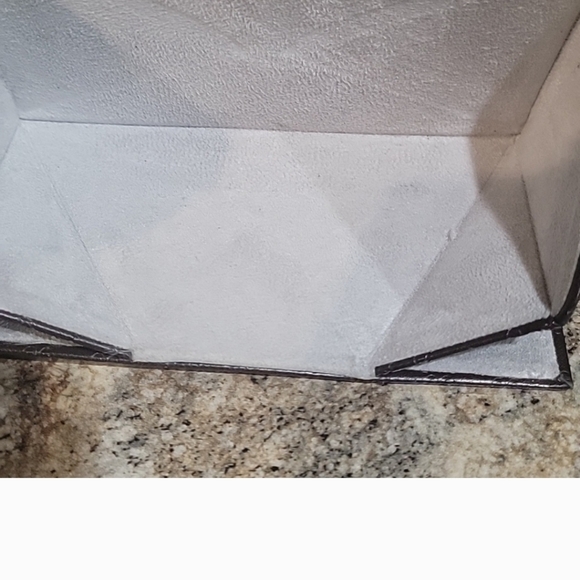 Gucci Embossed Tooled Eye Glass Sun Glass Case EUC - Picture 6 of 11